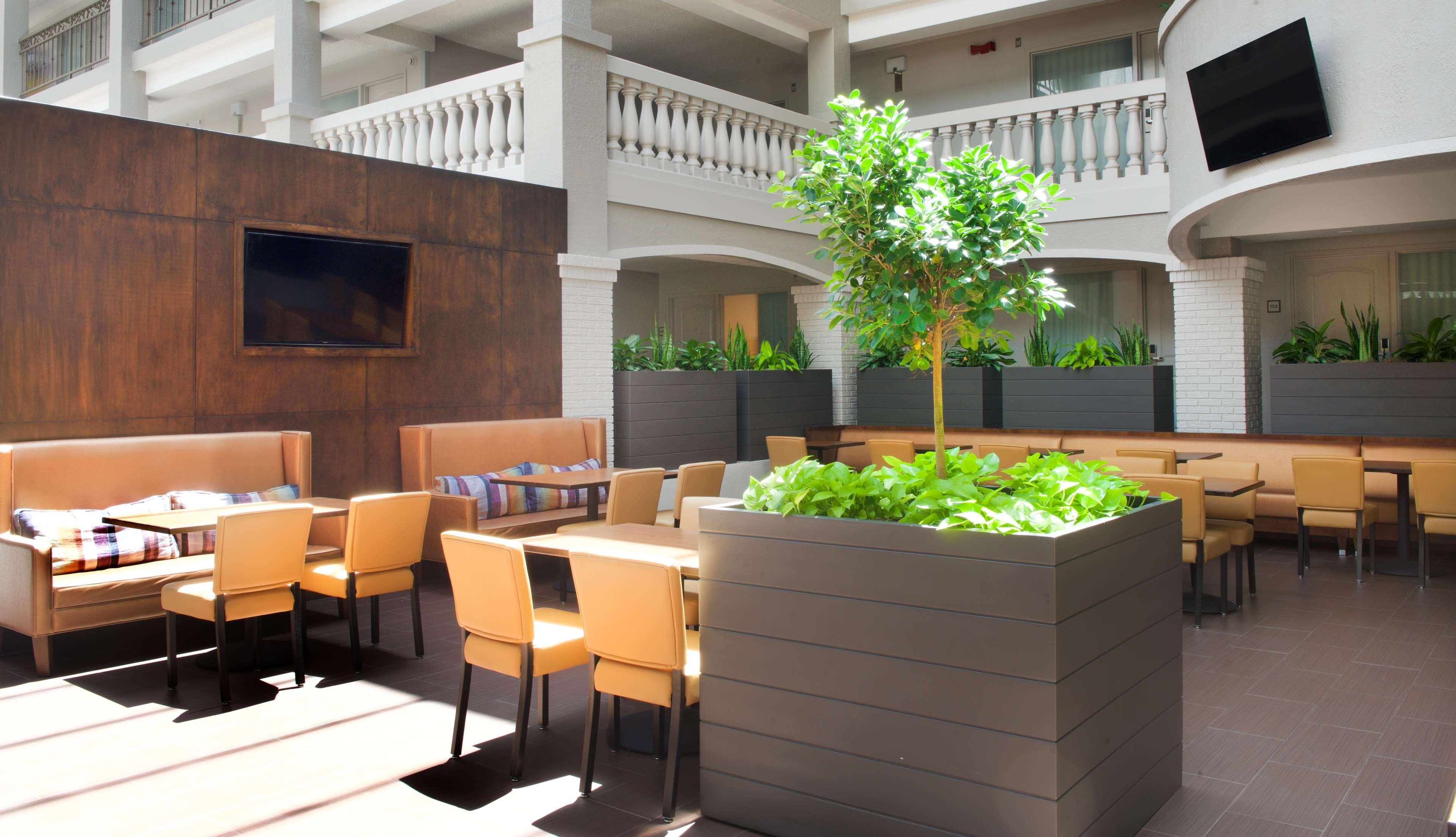 Embassy By Hilton Hotel 4*